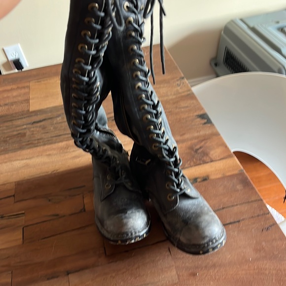 JEFFREY CAMPBELL over the knee lace up distressed combat boots - size 9 - Picture 2 of 7